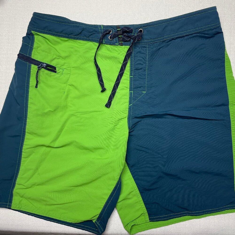 Patagonia Green and Blue Men Swim Board Shorts